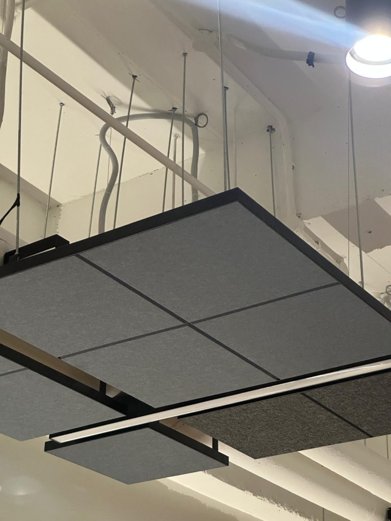 AURA KITES (10)